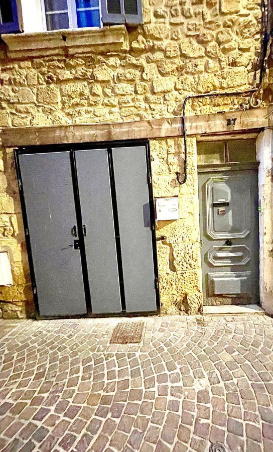 *Le Namaste*Fibre Wifi*Hyper Centre* Apartment Salon-de-Provence Exterior photo